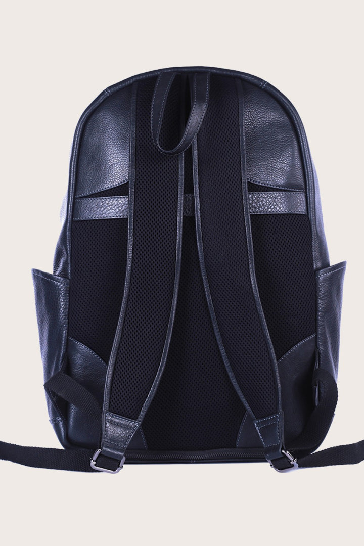 Black Leather Wallaroo Backpack