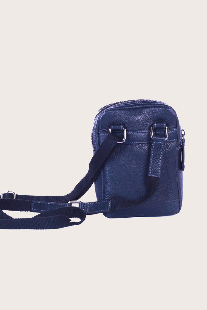 Black Leather Aoraki Cross-Body Travel Bag